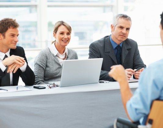 CÁC CÂU HỎI VỀ THỊ THỰC KHÔNG ĐỊNH CƯ