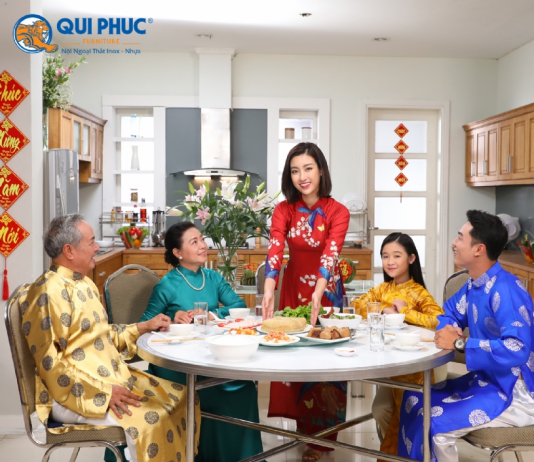 Bàn tròn ghế gấp inox – Sự kết hợp hoàn hảo cho không gian nhà bếp