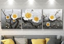 Mẹo vệ sinh các dòng tranh treo tường phổ biến hiện nay