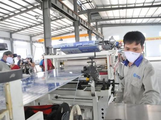 Điểm danh 3 loại máy móc thiết bị ngành nhựa không thể thiếu trong quá trình sản xuất công nghiệp