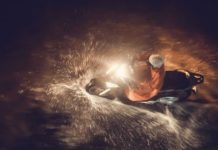 Mùa mưa nên chọn loại vỏ xe nào để đi an toàn?