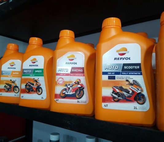 Lý giải nguyên nhân gây sốt của dòng dầu nhớt Repsol Scooter 5w40